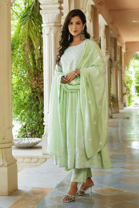 Green Solid Embroidered Silk Kurta Set