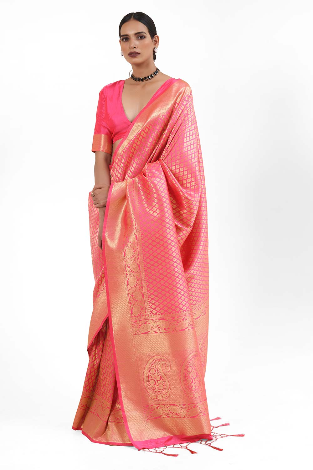 Kandini Silk Peach Woven Handloom Saree