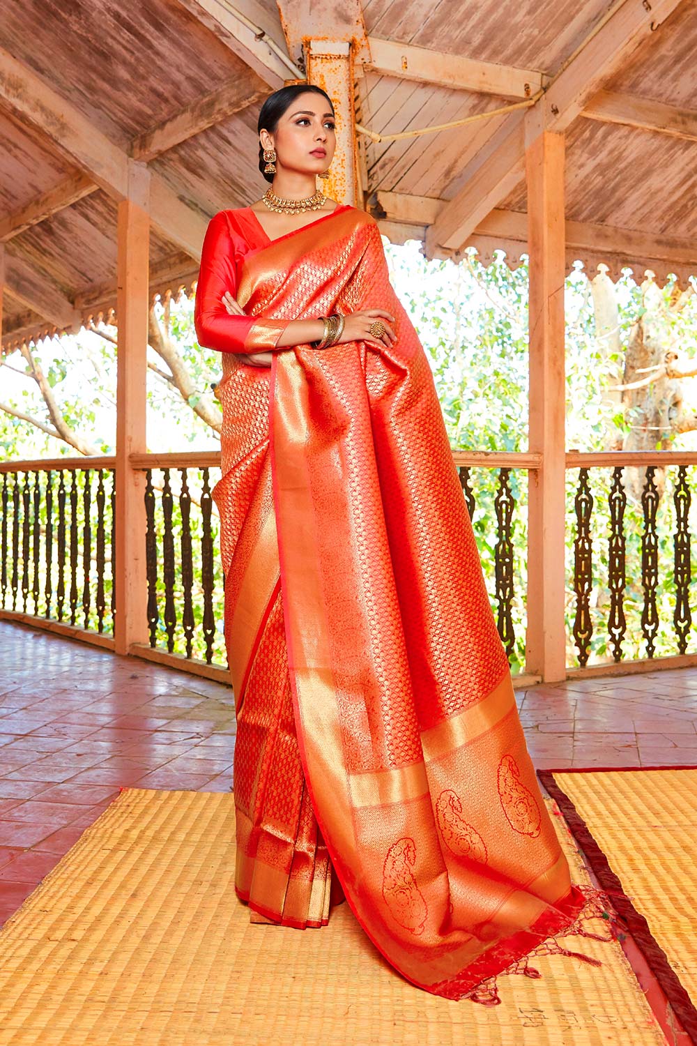 Kandini Silk Red Woven Handloom Saree