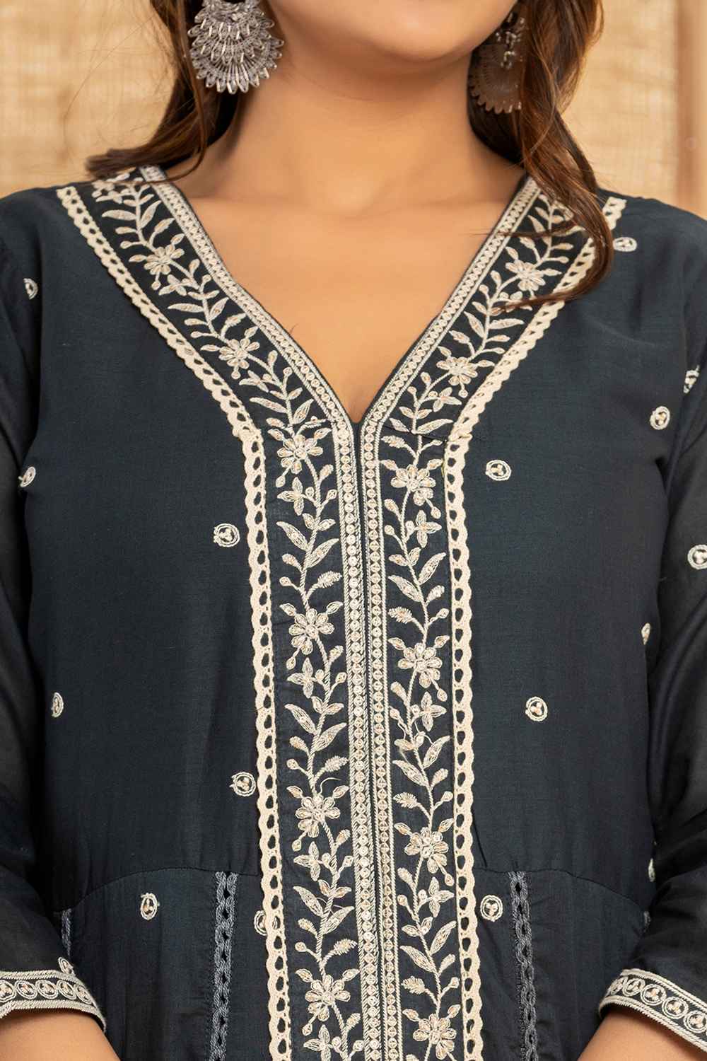 Blue Solid Embroidered Pure Cotton Kurti Set