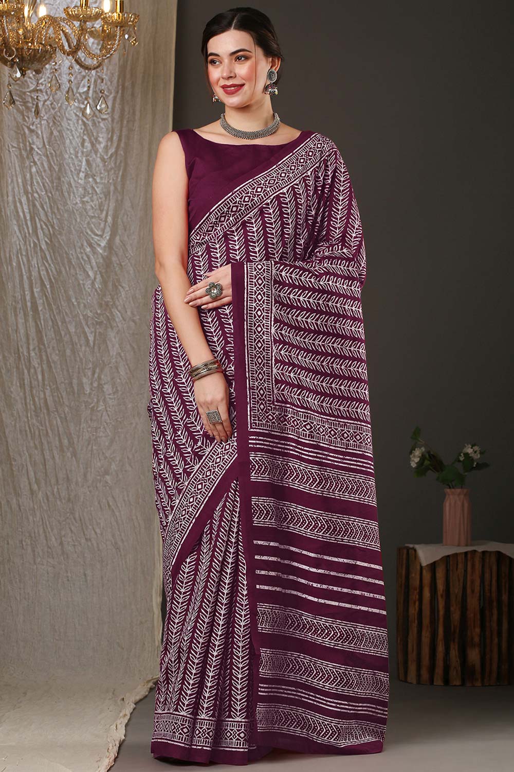 Wilda Magenta Bhagalpuri Printed Saree