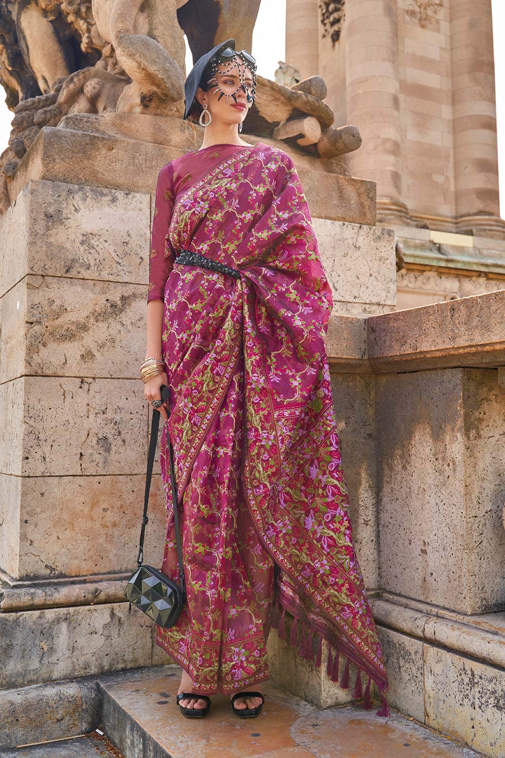 Kaarsi Silk Magenta Woven Handloom Saree