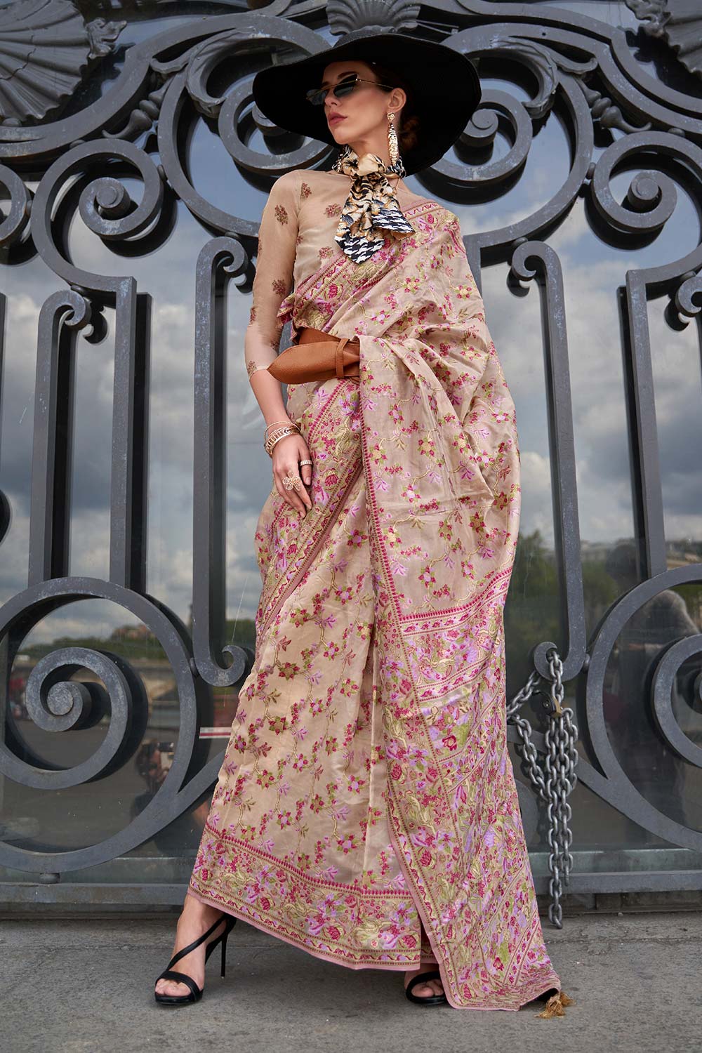 Kaarsi Silk Beige Woven Handloom Saree