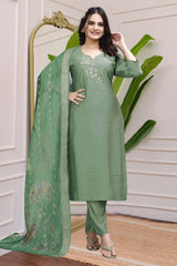 Green Solid Embroidered Silk Kurta with Pant