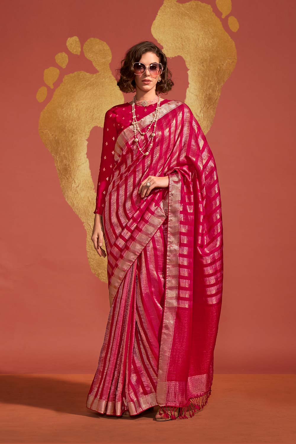 Ksatsuma Red Viscose Woven Saree