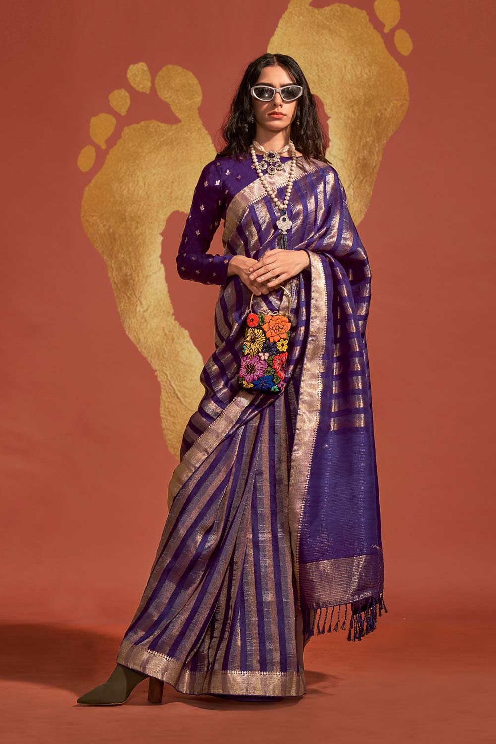 Ksatsuma Navy Blue Viscose Woven Saree