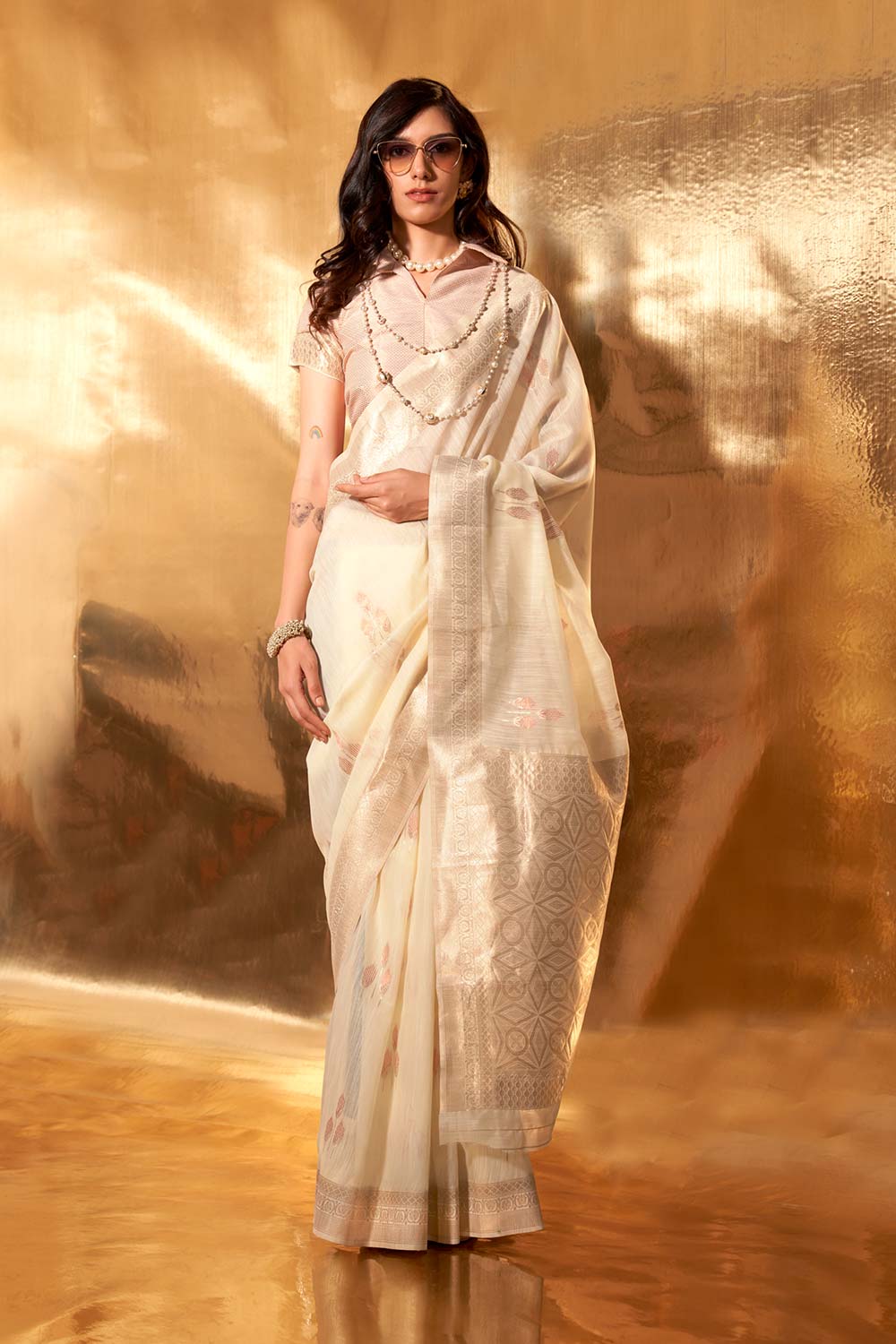 Kelly Linen Off-White Woven Saree