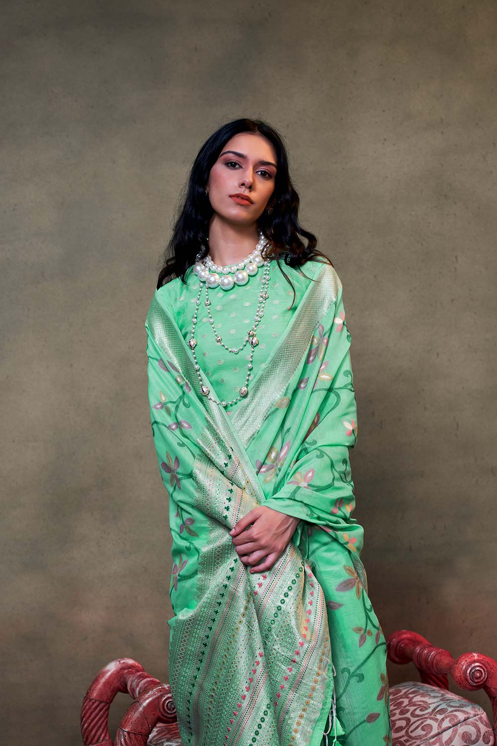 Kamdani Green Jamdani Woven Handloom Saree