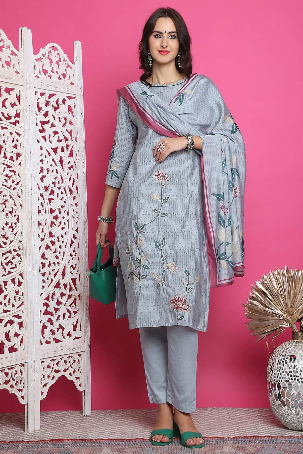 Grey Muslin Digital Printed Salwar Suit