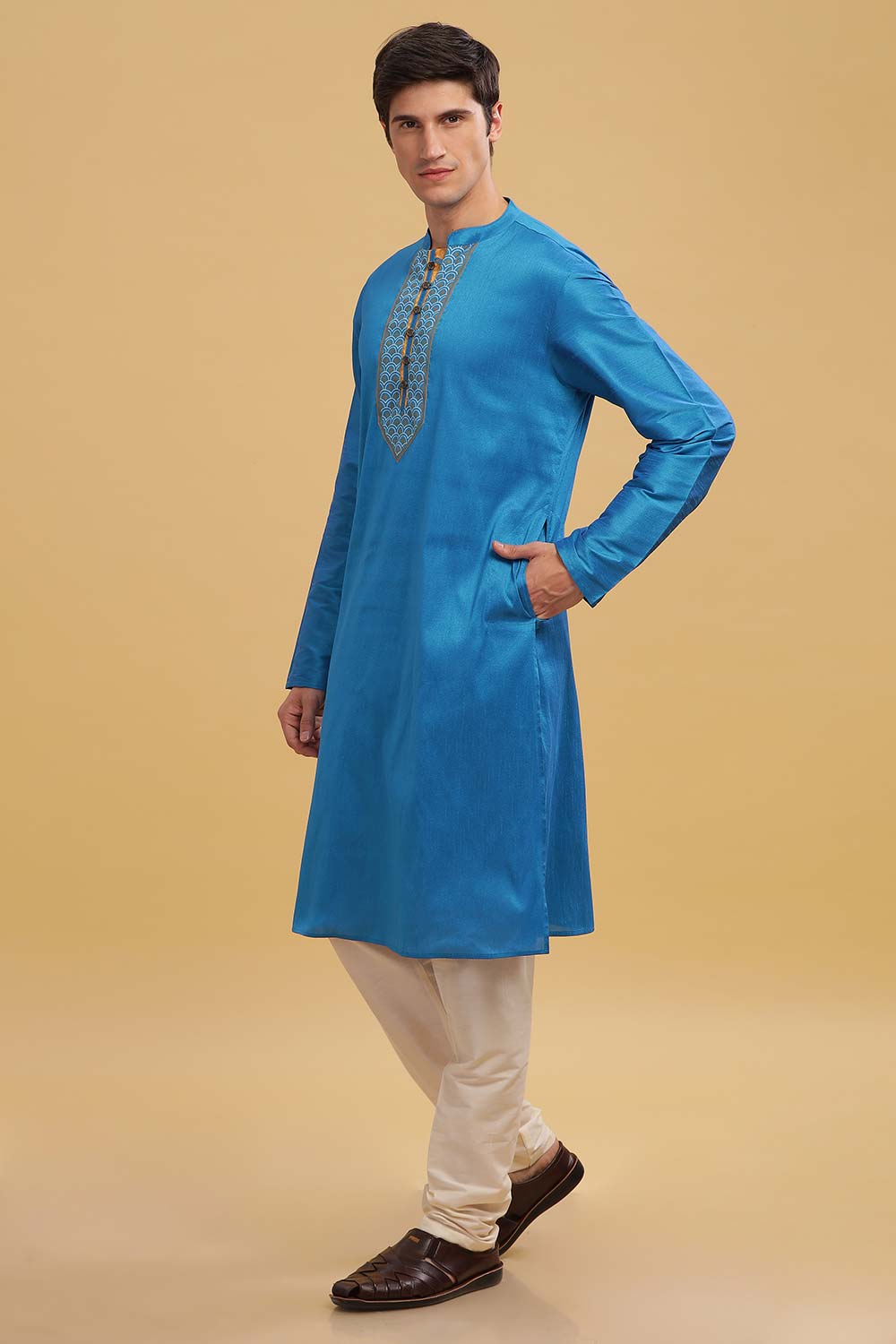 Men's Blue Poly Cotton Mandarin Collar Long Kurta