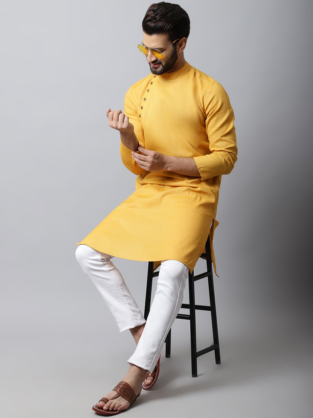 Men's Light Yellow Solid Full Sleeve Kurta Top