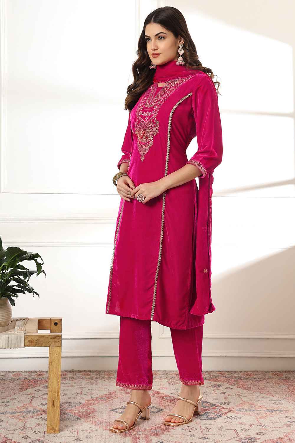 Pink Solid Embroidered Velvet Kurti Set