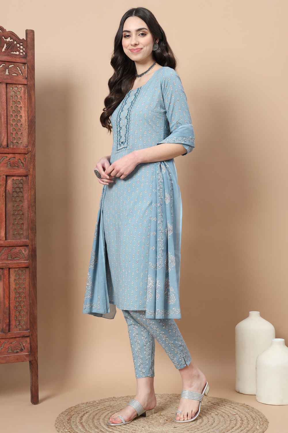 Blue Ethnic Motifs Thread Work Pure Cotton Kurta Set