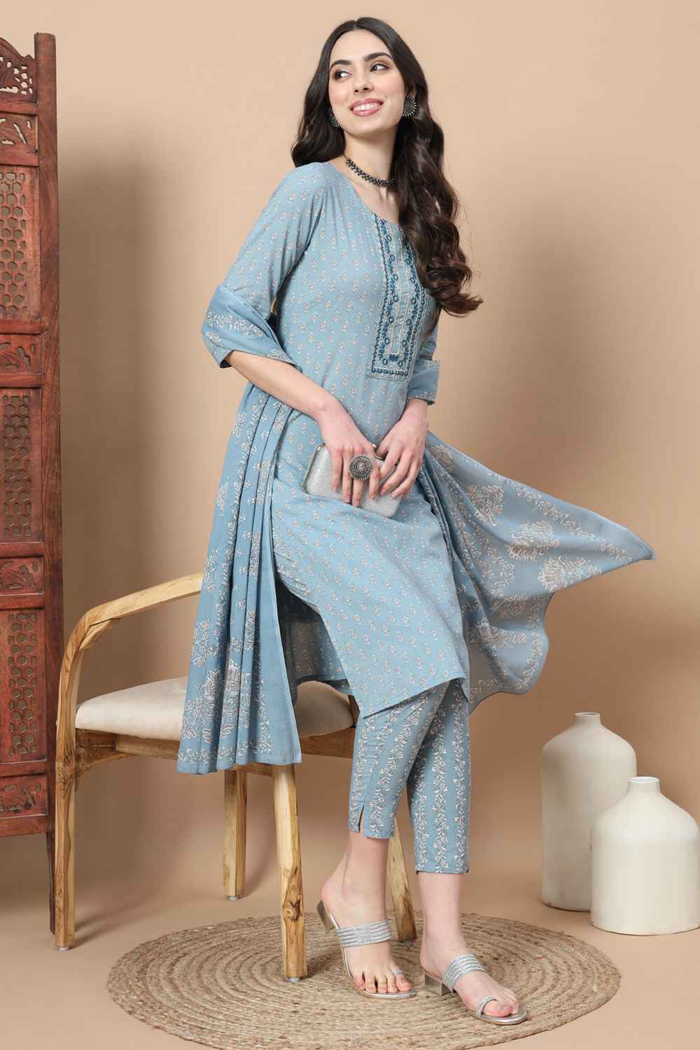 Blue Ethnic Motifs Thread Work Pure Cotton Kurta Set