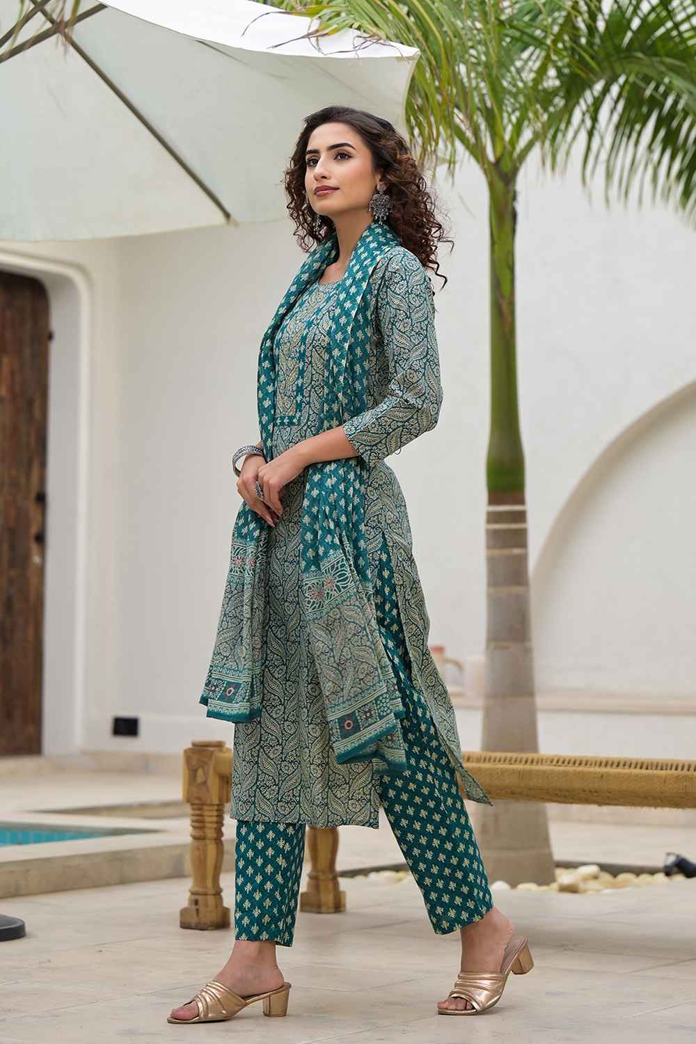 Green Ethnic Motifs Beads and Stones Embossed Pure Cotton Kurta Set