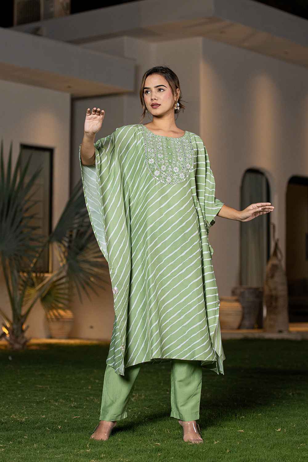 Green Leheriya Thread Work Silk Kurta Set