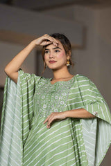 Green Leheriya Thread Work Silk Kurta Set