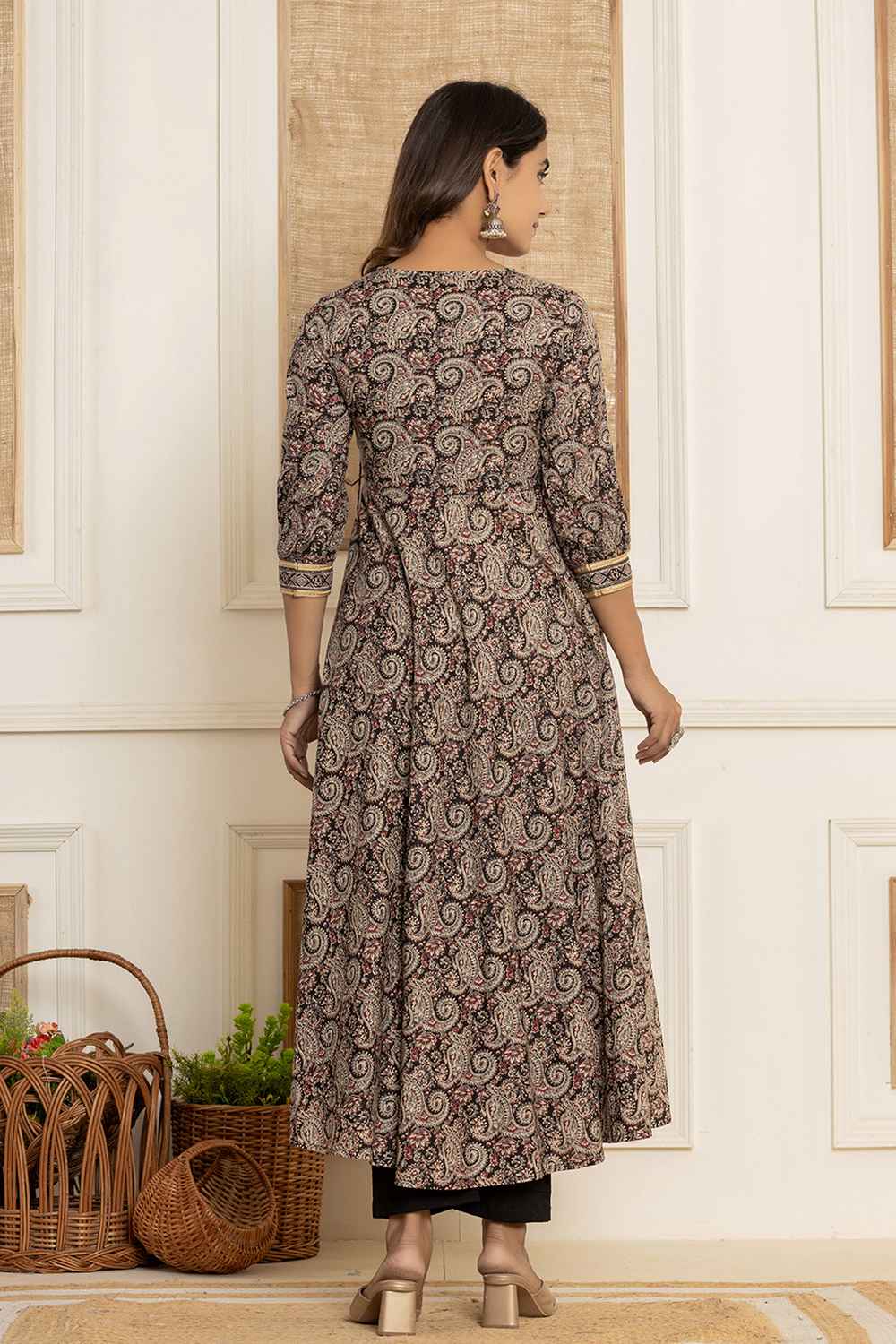 Black Paisley Print Pure Cotton Kurti Set