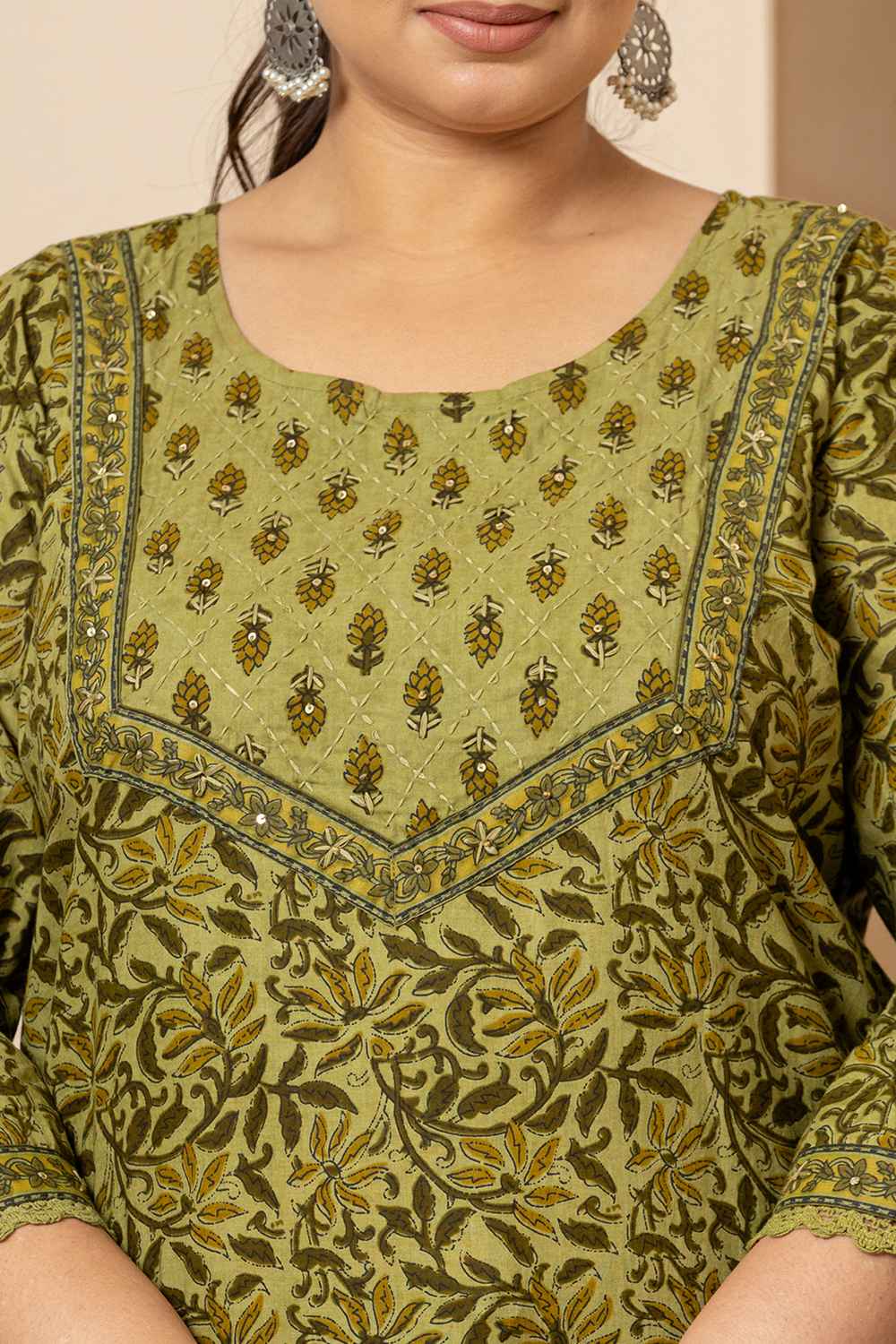 Green Ethnic Motifs Sequins Work Pure Cotton Kurti Set