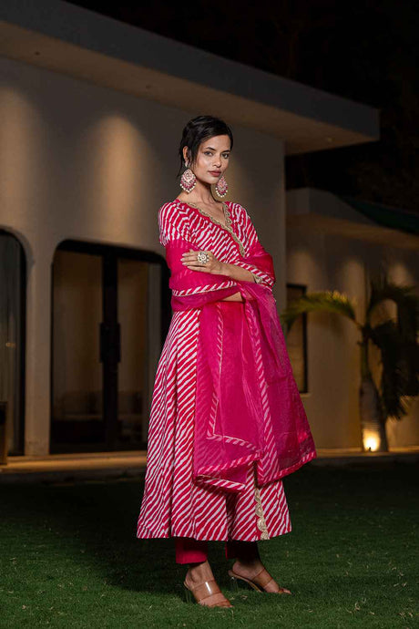 Pink Leheriya Lace Work Pure Cotton Kurta Set