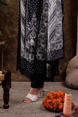 Black Ethnic Motifs Embroidered Muslin Silk Kurta Set