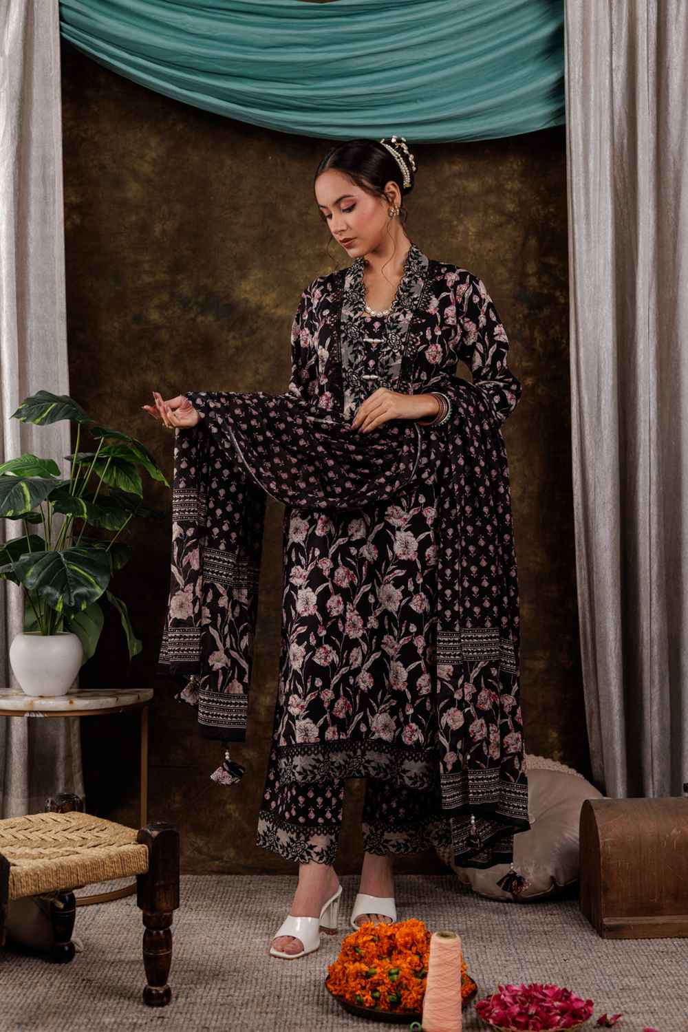 Black Floral Print Beads and Stones Embossed Pure Cotton Kurta Set