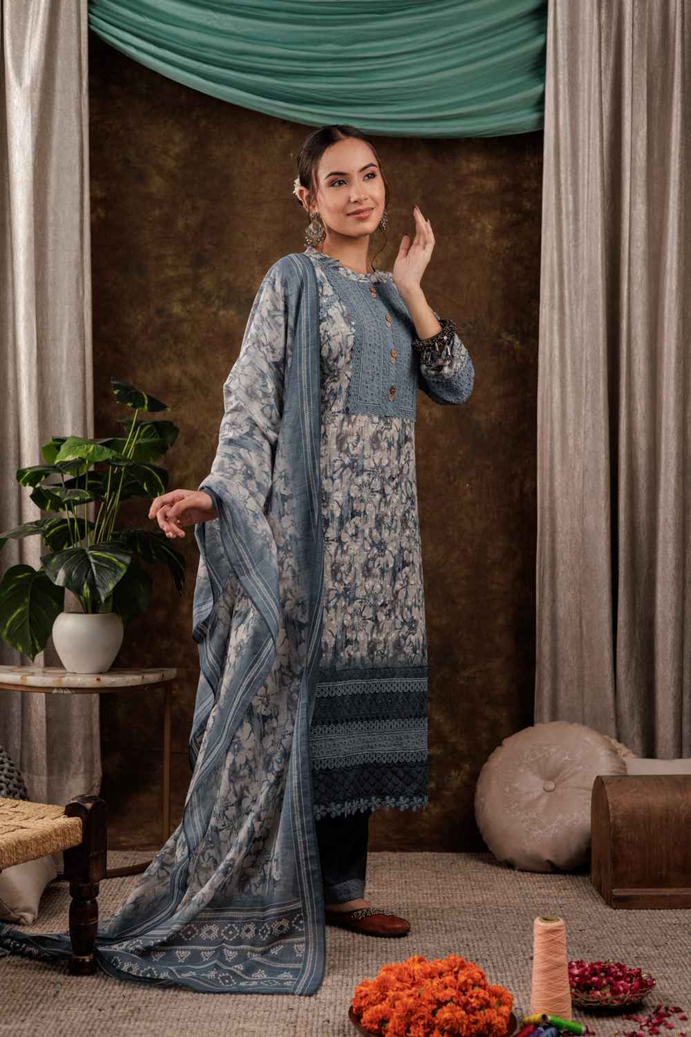 Grey Floral Print Beads and Stones Embossed Pure Cotton Kurta Set