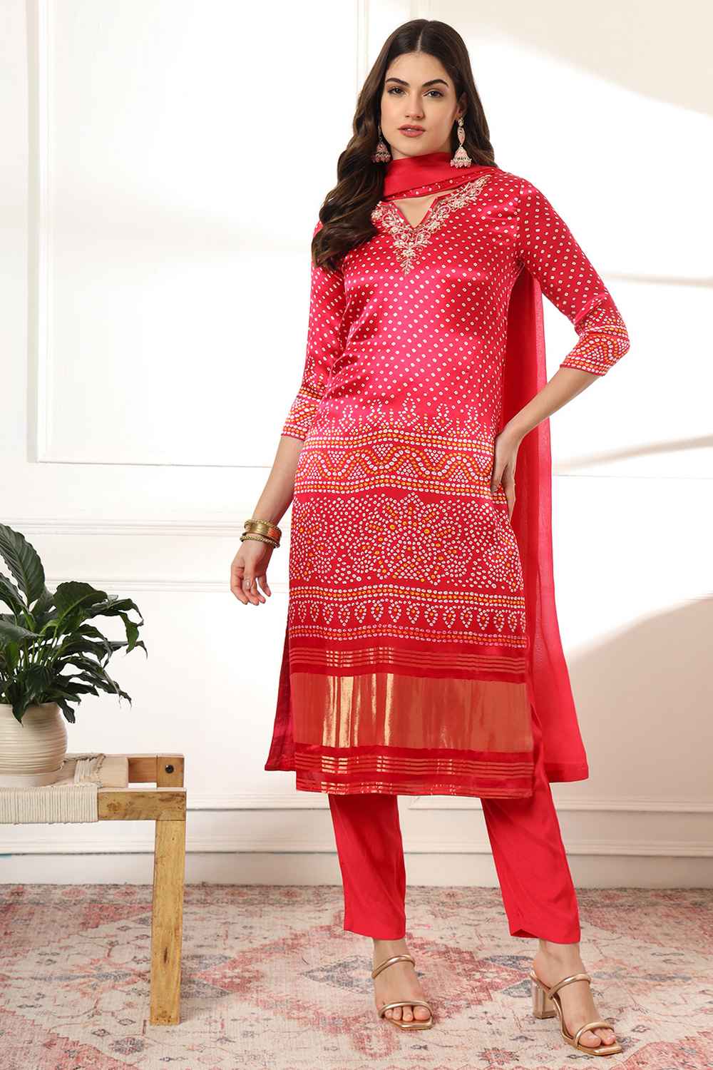 Pink Bandhani Sequins Work Gajji Silk Kurta Set