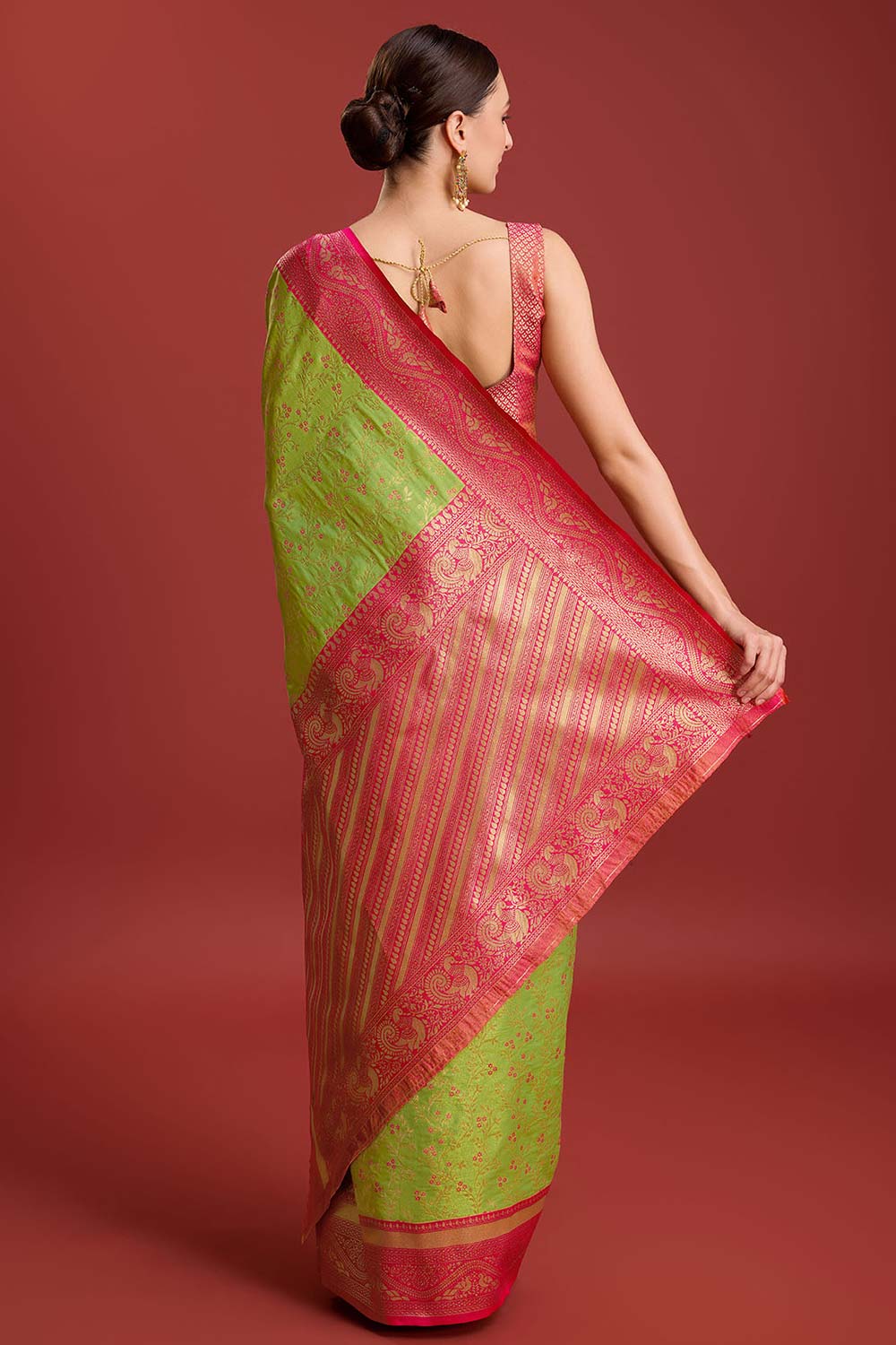 Parrot Green Weaving Banarasi Silk Saree