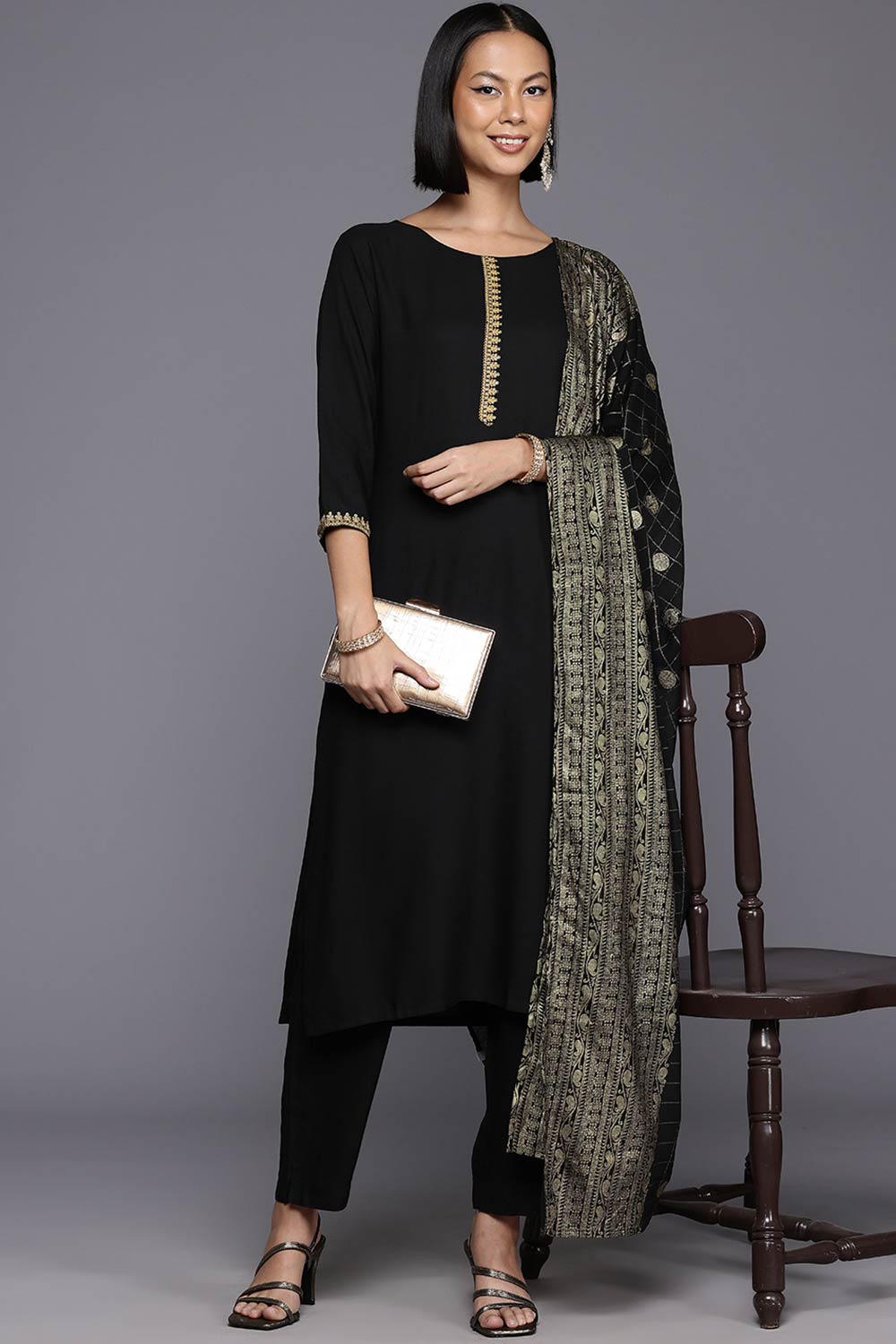 Black Viscose Rayon Solid Straight Round Neck Kurta Set