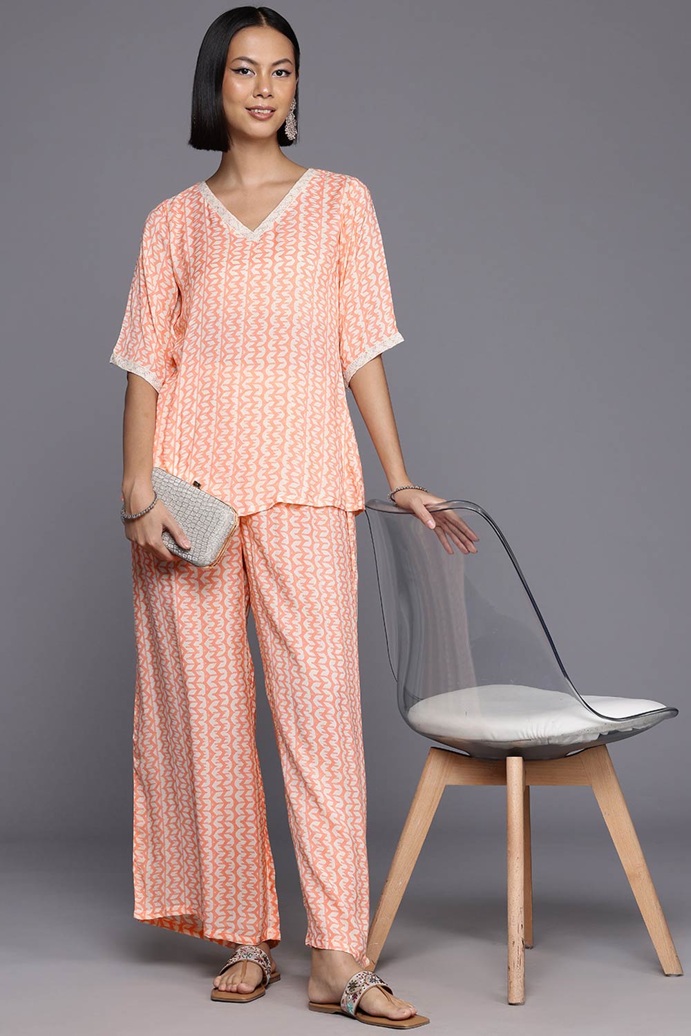 Peach Polyester Printed Straight V-Neck Co-Ords Set