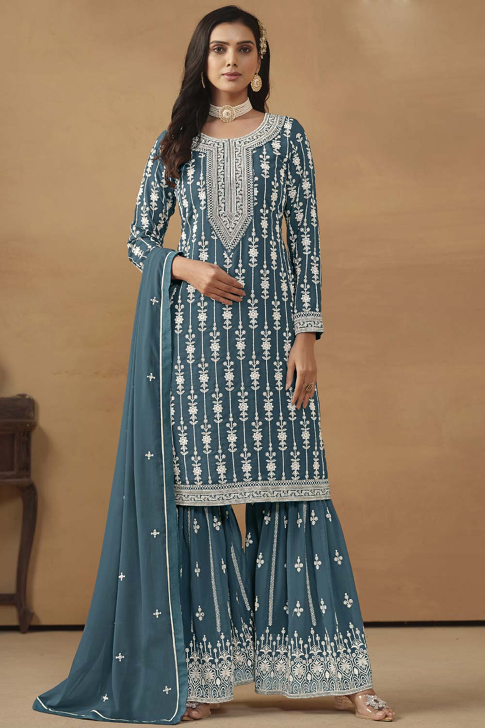 Grey Georgette Resham_Embroidery Full Sleeve Round Neck Pakistani Salwar Kameez