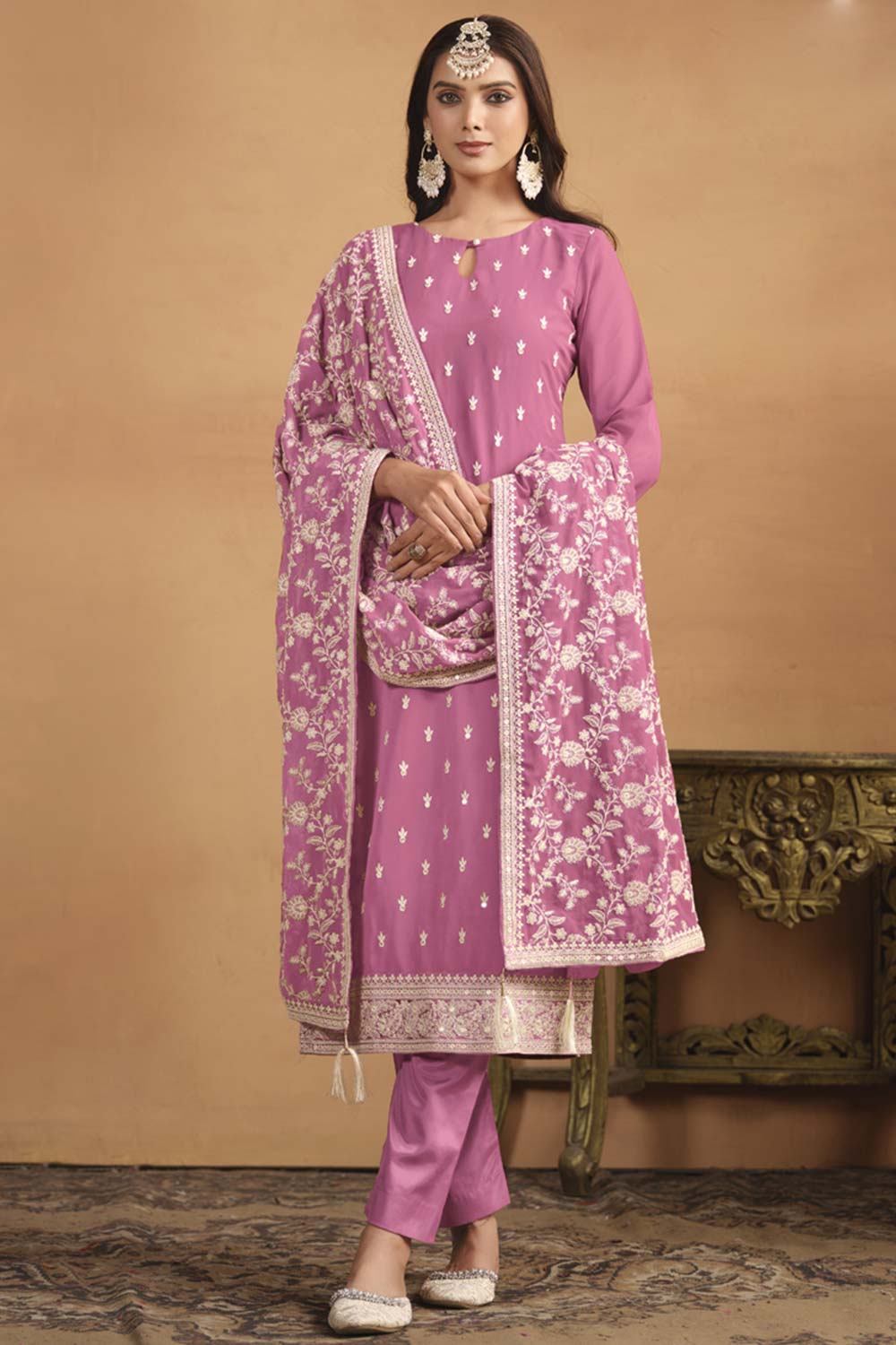 Pink Georgette Embroidered Full Sleeve Round Neck Salwar Kameez