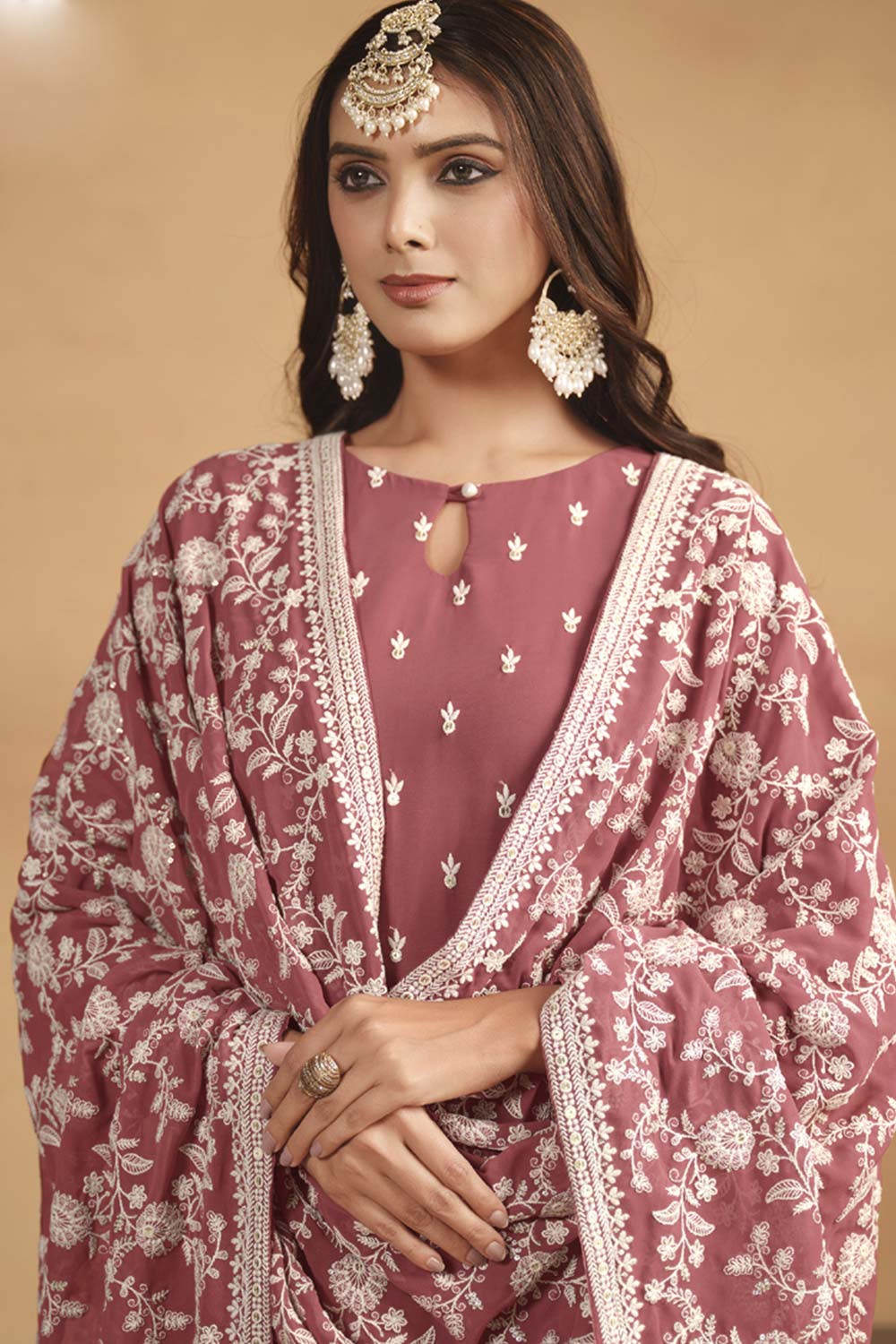 Peach Georgette Embroidered Full Sleeve Round Neck Salwar Kameez