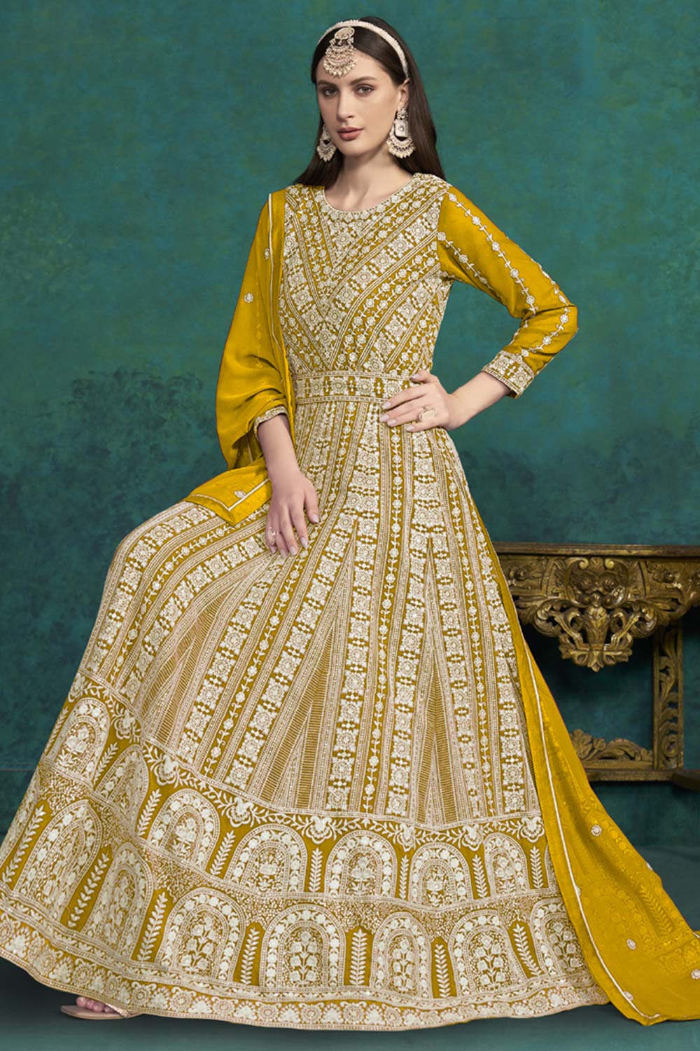 Yellow Georgette Embroidered Full Sleeve Round Neck Anarkali Salwar Kameez