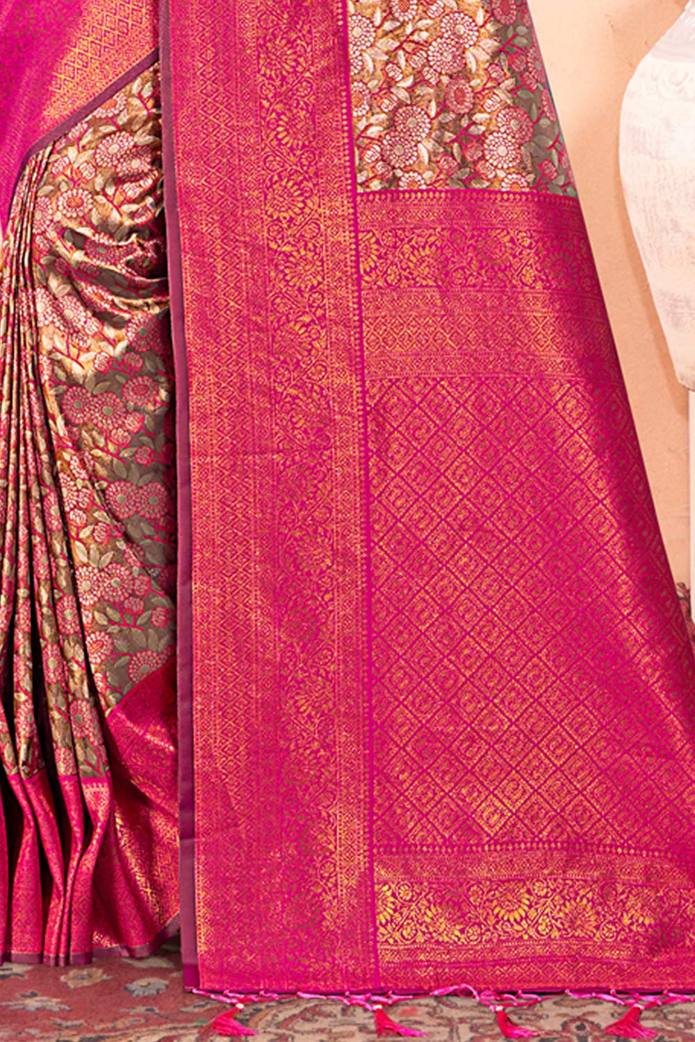 Brown Kanjivaram Silk Woven Saree