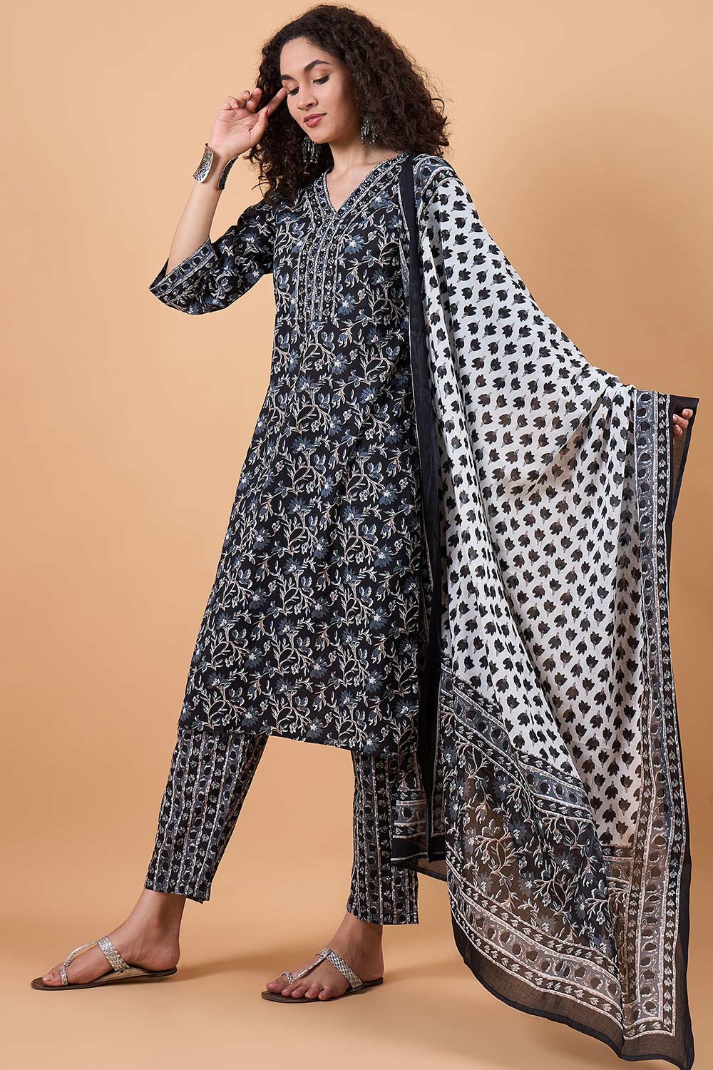 Women's Black Cotton Printed Kurti Set