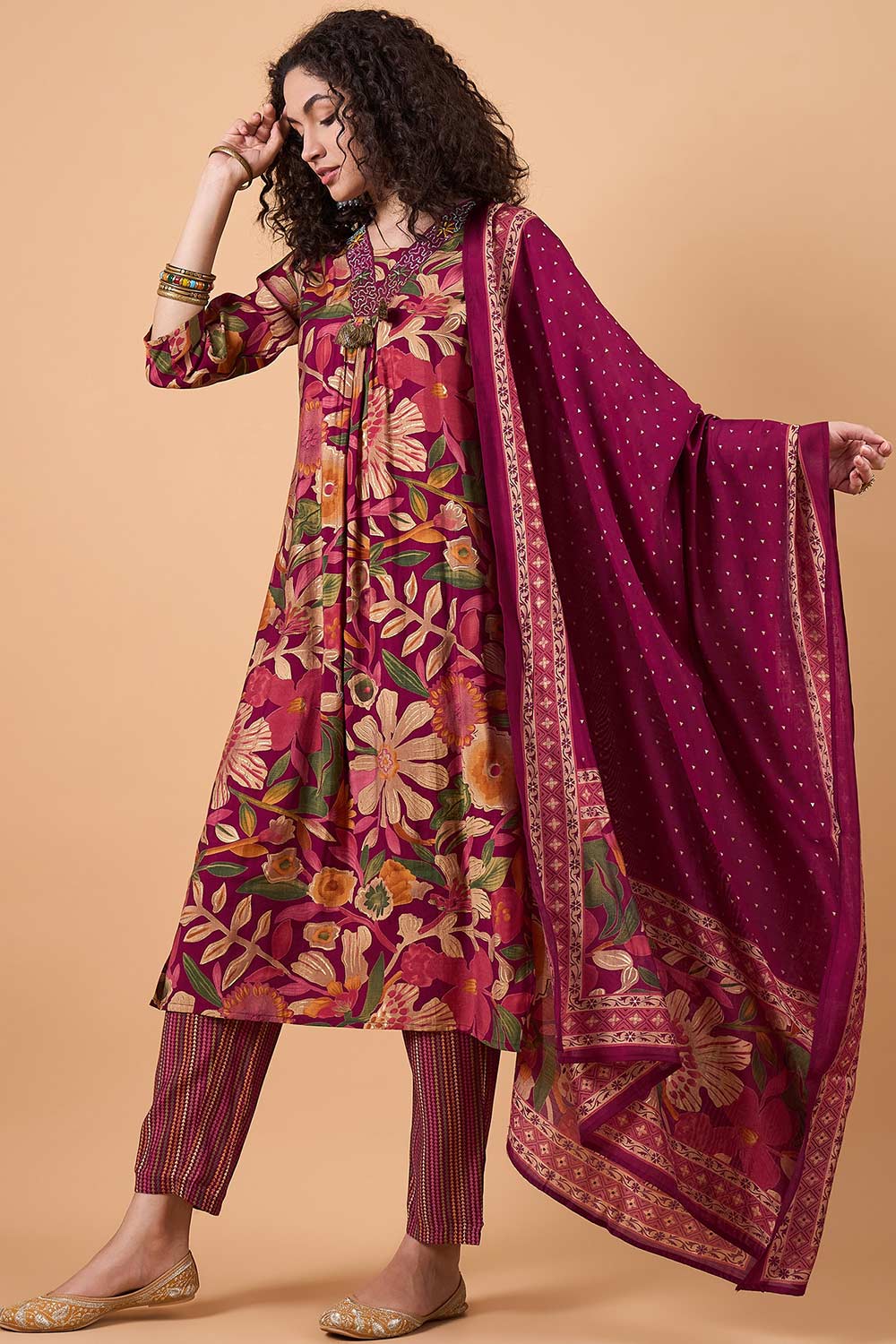 Women's Maroon Silk Blend Printed Kurta Set