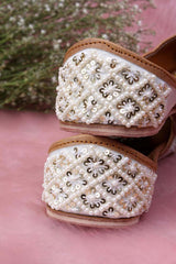 White Leather Embllished,Pearl & Embroidered Jutti