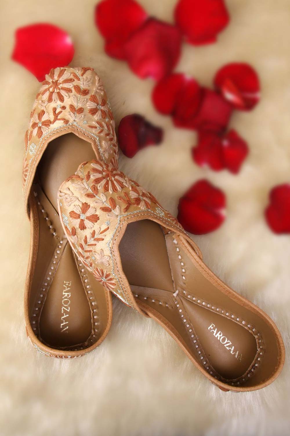 Beige Leather Embroidered Jutti