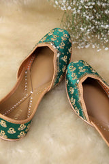 Green Leather Embroidered & Embllished Jutti