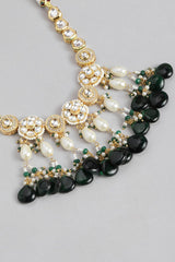 Delightful Green Stone Choker Set With Pair Of Earrings