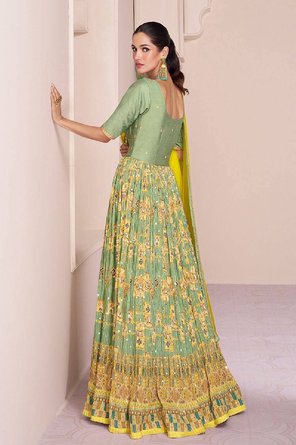 Women's Light-pear Silk Embroidered Resham Embroidery Salwar Kameez Suit Set