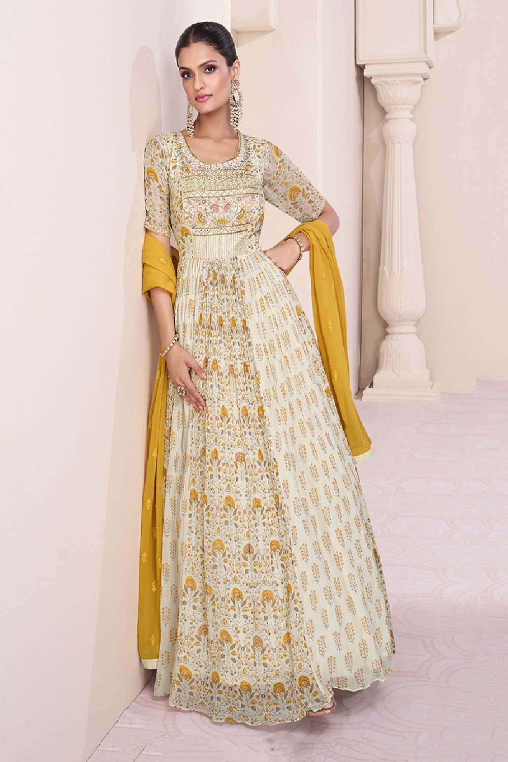Women's Off-white Pure Georgette Resham Embroidery Salwar Kameez Suit Set