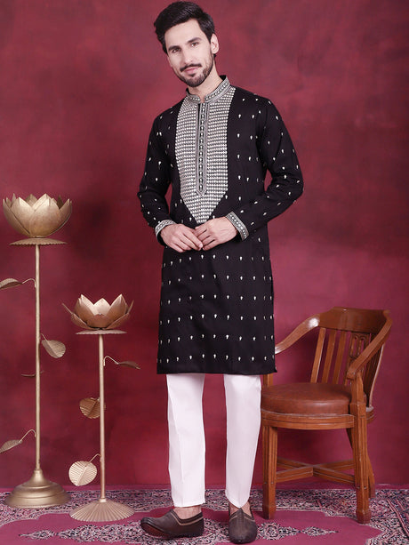 Men's Sequins Embroidered Kurta Pyjama Set