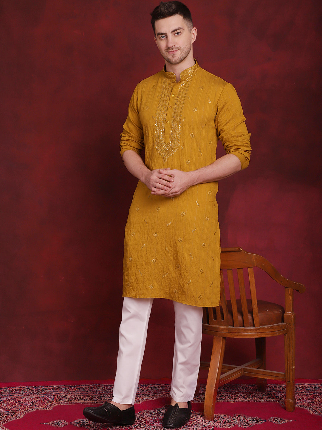 Men's Sequins Embroidered Kurta Pyjama Set