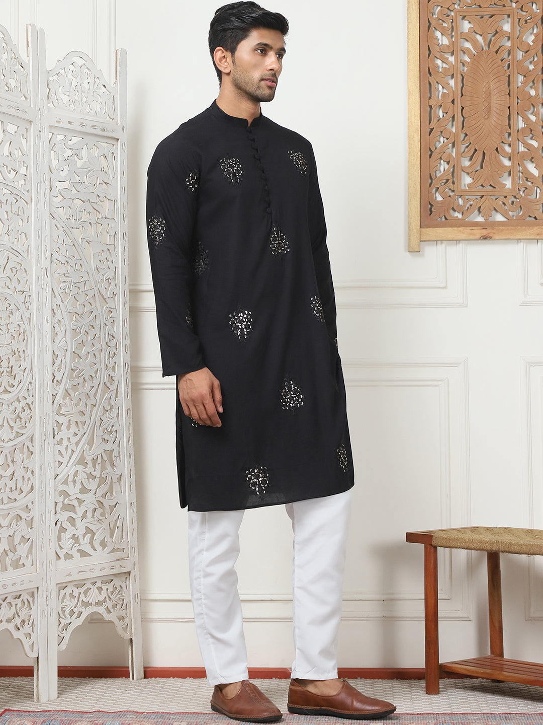 Black Viscose Mirror Sequin Embroidered Kurta Pajama Set