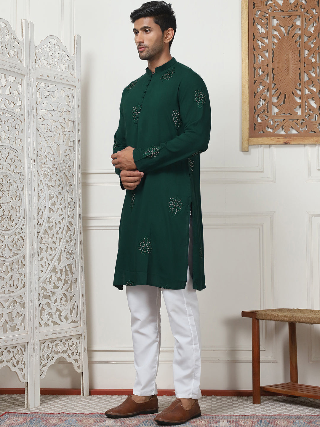 Green Viscose Mirror Sequin Embroidered Kurta Pajama Set