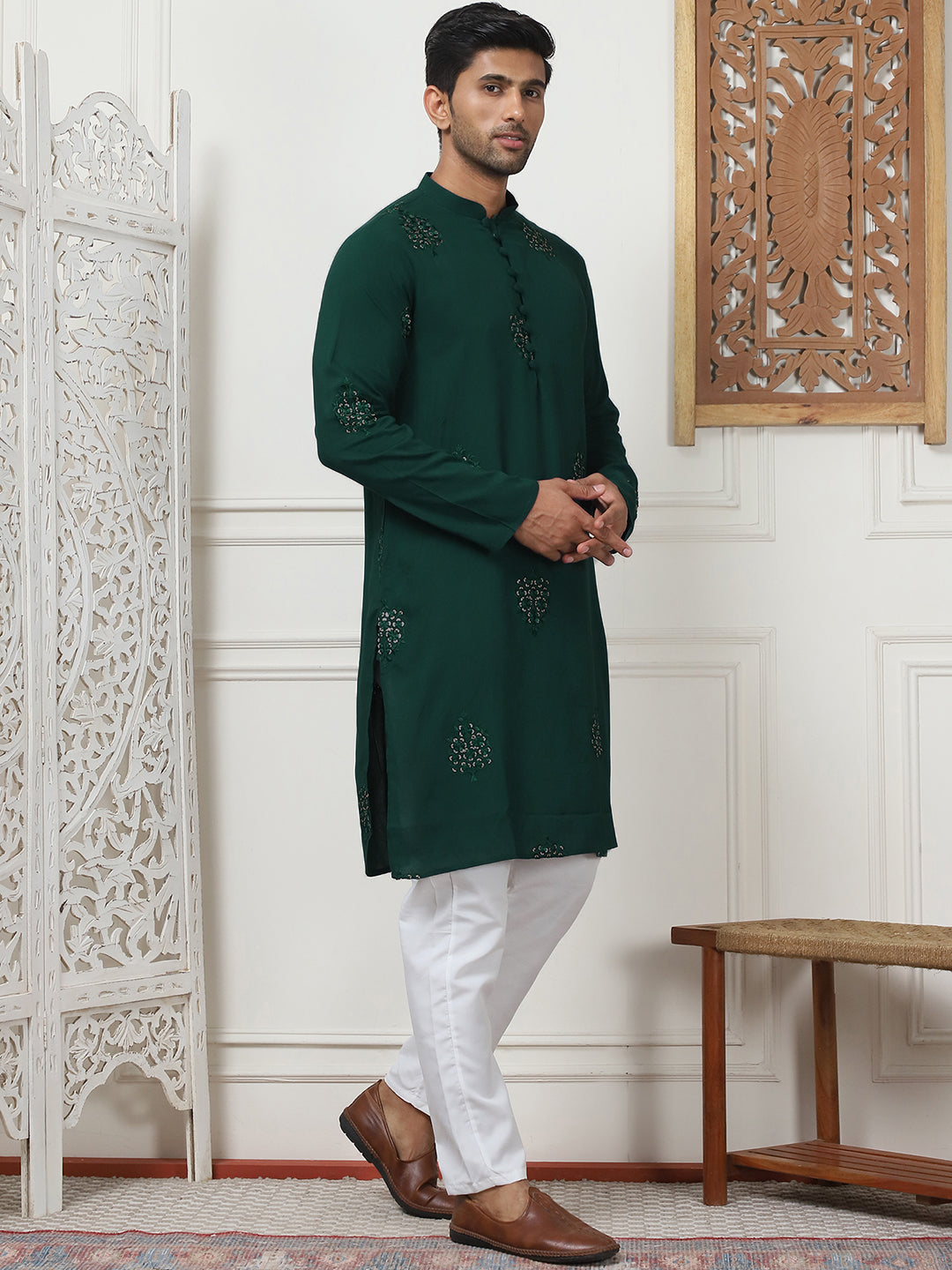 Green Viscose Mirror Sequin Embroidered Kurta Pajama Set