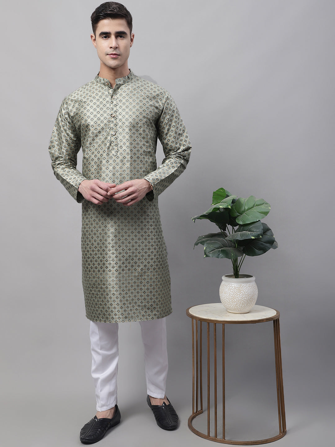 Men's Green Printed Silk Blend Kurta Pajama